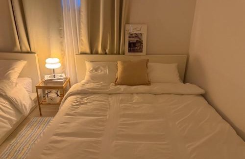 Itaewon Villa | Itaewon Station 10 minutes,Gyeongnidan-gil,Itaewon World Food Street,Beam Projector,Netflix wifi
