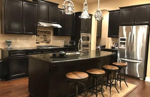 Wetmore Casa | Italian Hill Country Home - 5 min from La Cantera