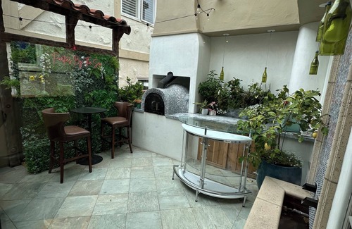 Newport Beach Casa | Italian Villa on Island in Newport Beach with AC, WiFi, Bay Views