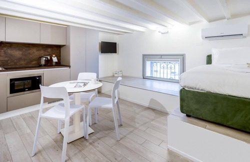 Magenta Apartamento | Italianway - The B Village Standard - M6