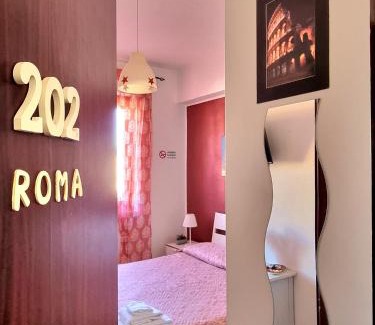 Opera Cama Y Desayuno | Italo House