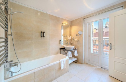 Chueca Hotel | ITC Infantas by Soho Boutique