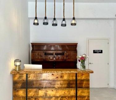 Museros Hotel | ITOUR Hotel & Coffee