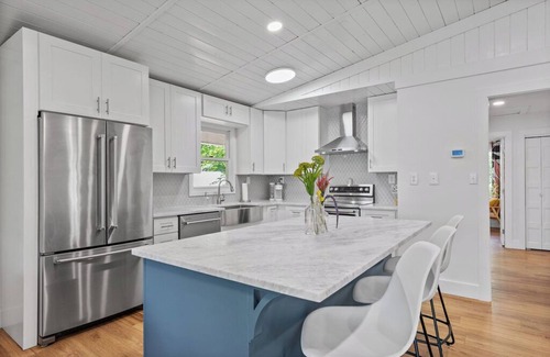 Spring City Casa | It’s a Shore Thing! Lakefront Retreat on Watts Bar Lake -Dock, 1500 sq ft decks