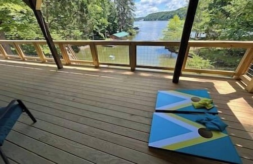 Spring City Casa | It’s a Shore Thing! Lakefront Retreat on Watts Bar Lake -Dock, 1500 sq ft decks