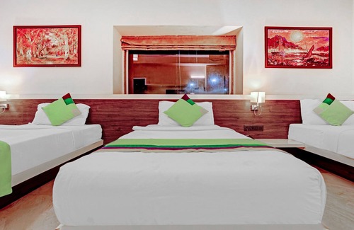 Cidco Hotel | Itsy By Treebo - Deepali Executive