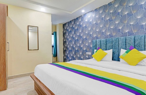 Allahabad Casa | Itsy by Treebo - Royal Galaxy