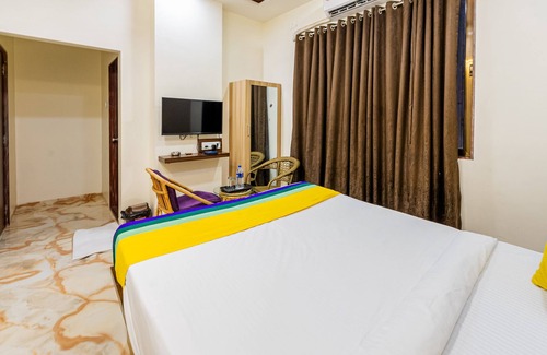 Mahape Hotel | Itsy Hotels Golden Birds