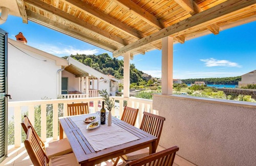 Rab Apartamento | Ivan 2 301.2
