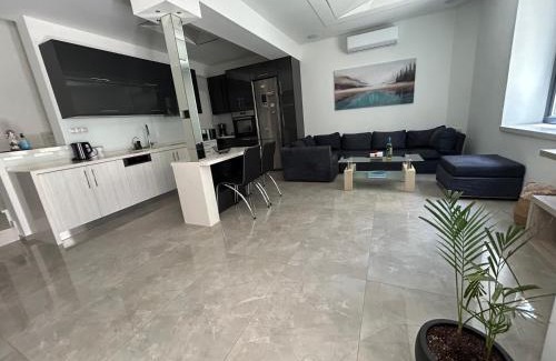 Heraklion Villa | Ivory Style Maisonette near Downtown