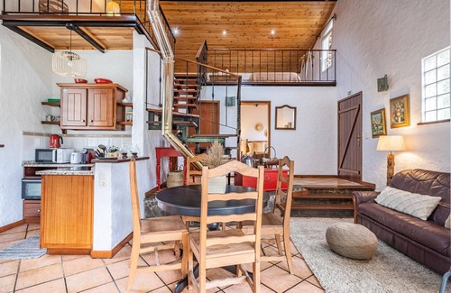 Faial Casa | Ivy Cottage by Madeira Sun Travel