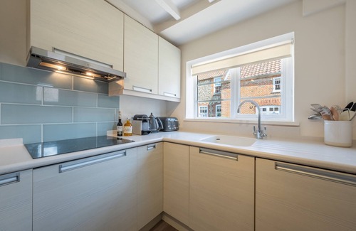 Docking Cabaña | Ivy Cottage (D), Docking, Norfolk