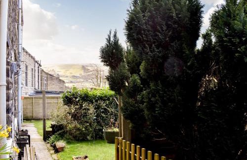 Bacup Casa | Ivy Cottage