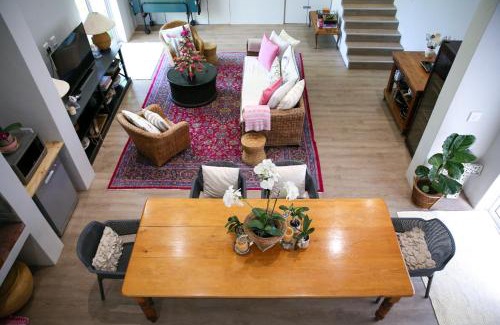 Somerset West Apartamento | Ivy House - Super Spacious Spot- Somerset West