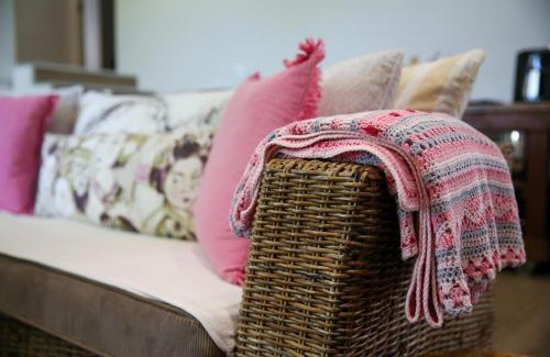 Somerset West Apartamento | Ivy House - Super Spacious Spot- Somerset West
