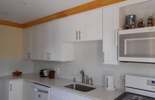 Gambier Casa | Ivy May's Beachhouse en Compass Point