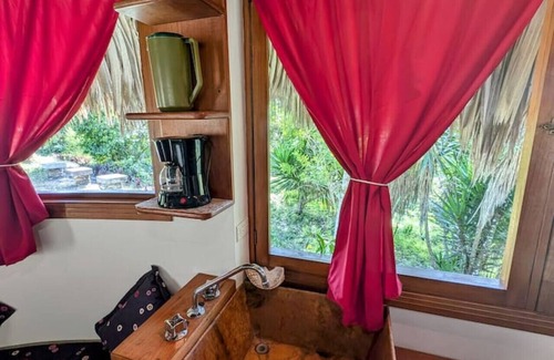 San Ignacio Cabina | Ix-Chel Palapa - Unique bungalow