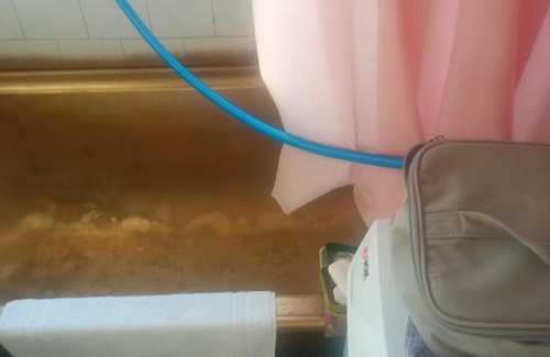 Uzice Apartamento | Izdajem salonsku sobu za dve osobe odvojena celina