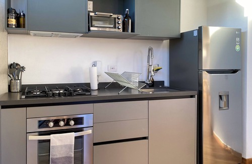 Roma Sur Apartamento | Izta 5 | Designer Brutalist PH with AC in Condesa