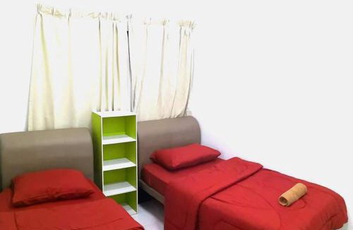 Sandakan Apartamento | Izzanial Homestay