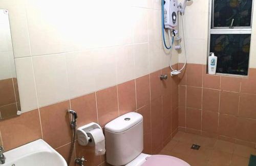 Sandakan Apartamento | Izzanial Homestay