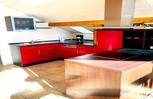 Obere Kyll Apartamento | Jünkerath Romantic Garden Stay, cleaning included