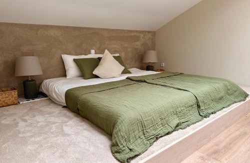 Palanga Apartamento | Jūros butas - du miegamieji ir svetainė su sofa lova