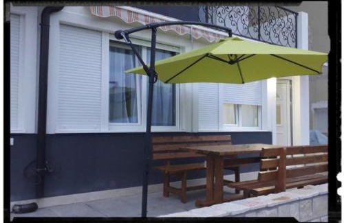 Trebesinj Apartamento | J&B LUX Apartment