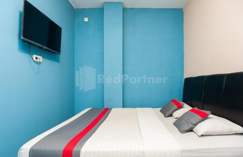 Menteng Hotel | J&B Rooms Pramuka Jakarta Mitra RedDoorz
