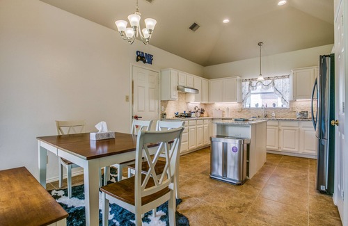 Allen Casa | J&C CLUB Luxury themes style|ALLEN/PLANO|5BR3Bath|King Beds|close to everything
