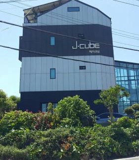 Jungmun Casa | J cube home stay n pension