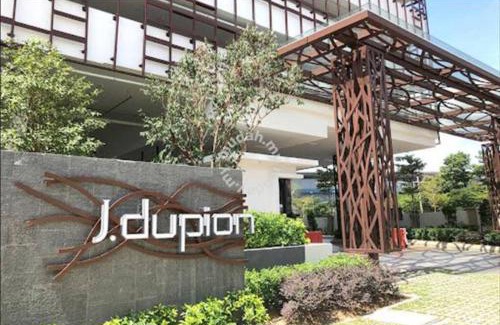 Bandar Tun Razak Apartamento | J Dupion Residences