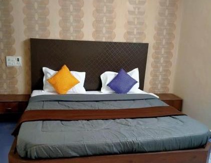 Kolhapur Hotel | J J Lodging