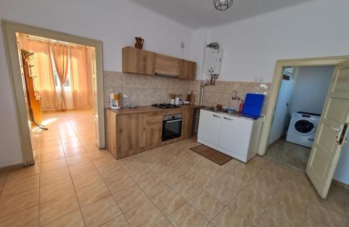Ocna Mures Casa | J & J RESIDENCE LIKE HOME