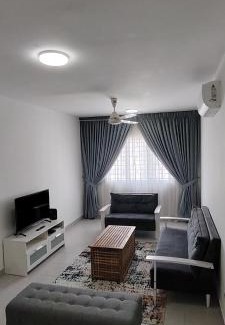 Beranang Apartamento | J&K Guesthouse at Harmoni Apartment, Eco Majestic