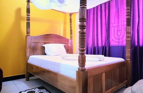 Kunduchi Cabina | J M Peace Lodge