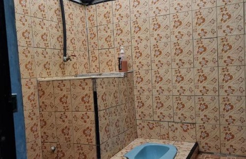 Waena Casa | J&R Home Stay Penginapan Murah Meriah.
