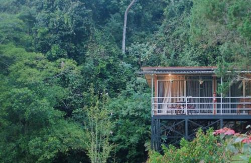 Kinabalu Park Cabina | J Residence