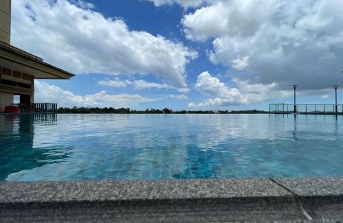 Kuching Apartamento | J&SM Riverine resort homestay