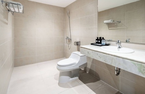 Bui Thi Xuan Hotel | J Village