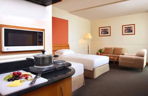Deira Apartamento | J5 Hotels - Port Saeed