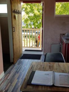 Hoofddorp Apartamento | Jabaki Red Studio