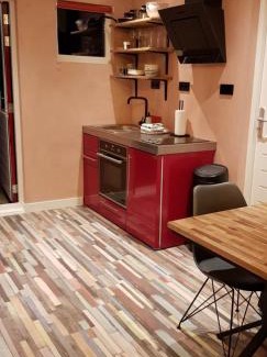Hoofddorp Apartamento | Jabaki Red Studio