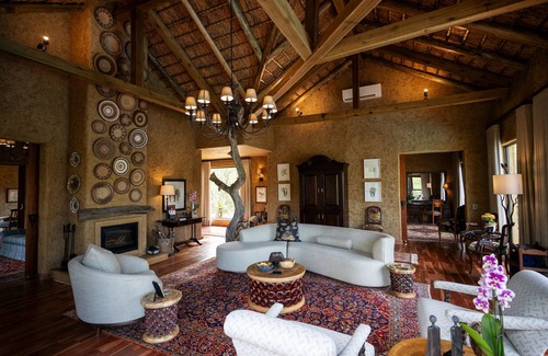 Thorny Bush Game Reserve Cabina | Jabulani Safari