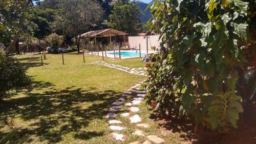 Jaboticatubas Cabina | JACARANDÁ Chalés com piscina em São José da Serra MG