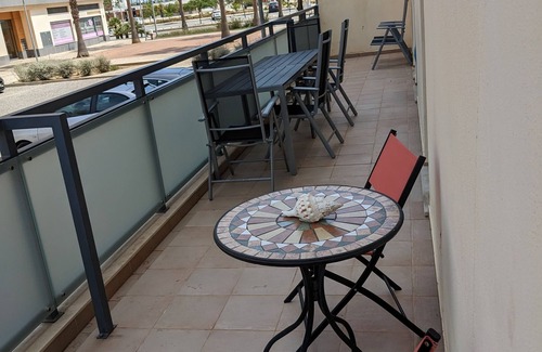 Olhao Apartamento | NUEVO 2019 Jacaranda Apt. Frontline w / A / C, calefacción, características de lujo. Licencia 89195 / AL