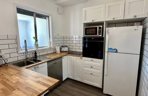West Busselton Casa | Jacaranda Cottage your serene oasis in the heart of West Busselton
