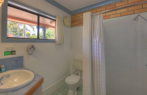 Clarenza Hotel | Jacaranda Motor Lodge