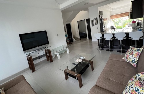 Villarreal Casa | Jacarandas 4 3-Bedroom Townhouse
