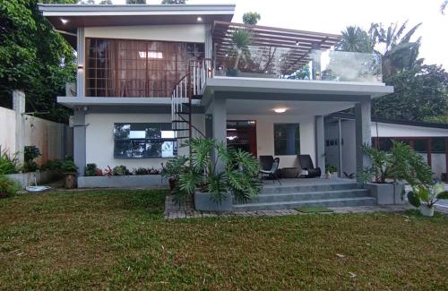 Canlubang Casa | Jachim and Boaz FarmVille Staycation
